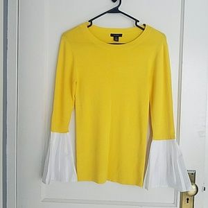 Halogen | NWOT Ruffled sleeves Top